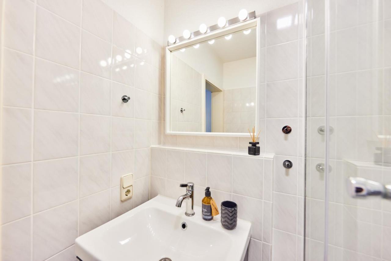 Kvartier2 In Top-Lage, 5 Min Zur Bali-Therme Und Gop, Hdz, Arbeitsplatz, Boxspringbett Бад-Ейнгаузен Екстер'єр фото