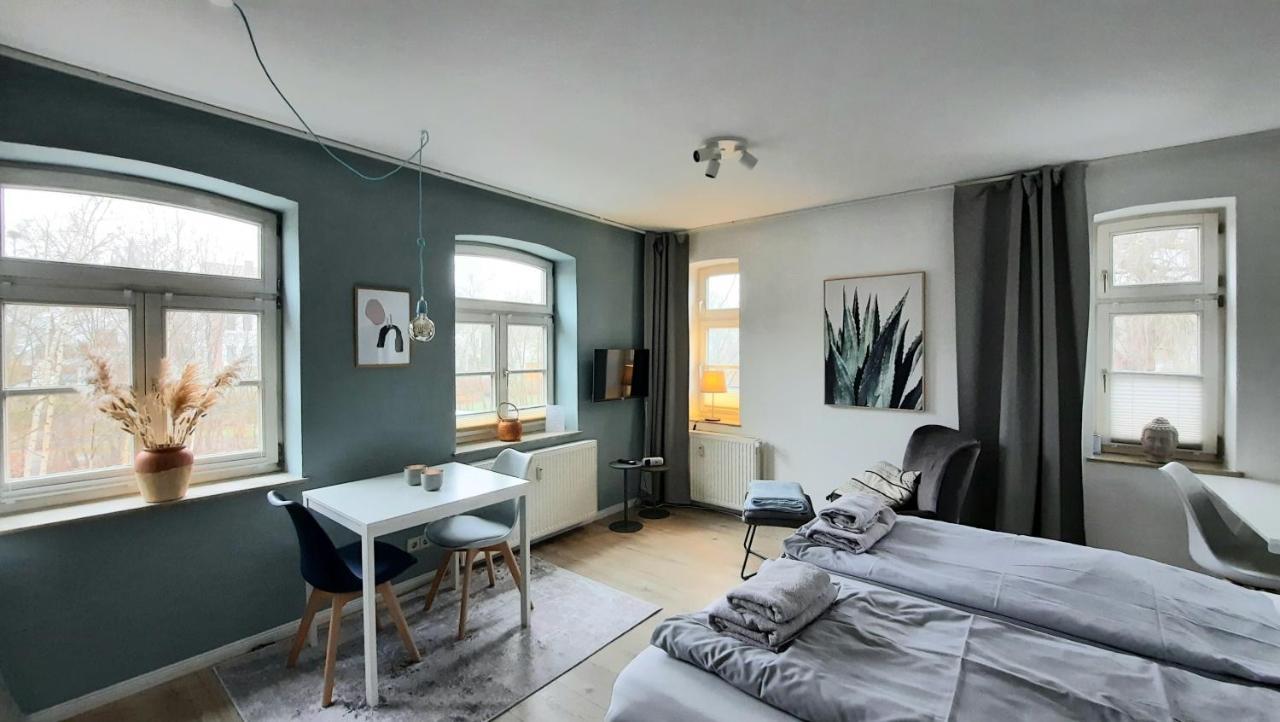 Kvartier2 In Top-Lage, 5 Min Zur Bali-Therme Und Gop, Hdz, Arbeitsplatz, Boxspringbett Бад-Ейнгаузен Екстер'єр фото